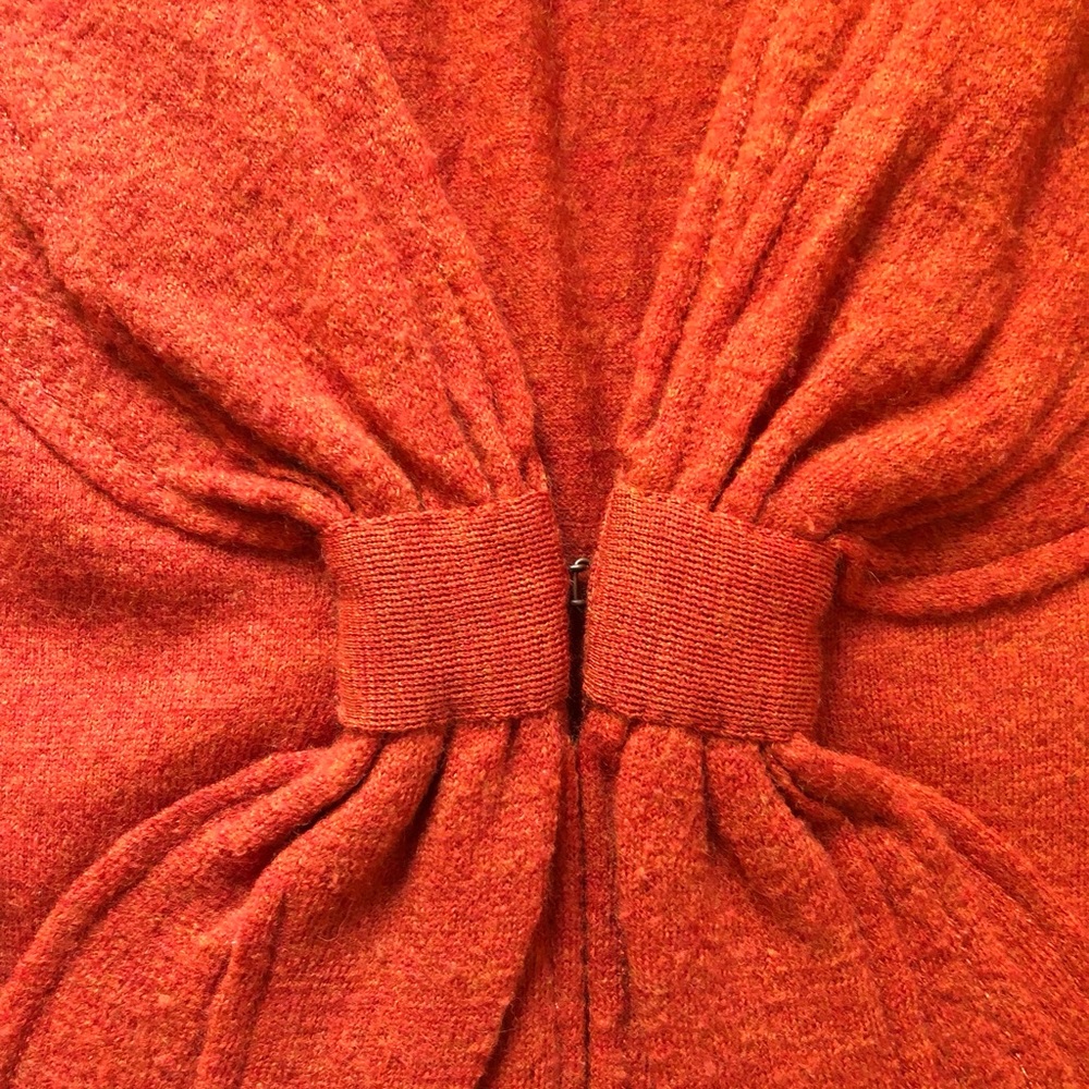 Anthropologie Moth Orange/Rust Wool Bow Front Sweater Vest - size Small - Picture 4 of 6